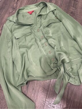Guess Green Satin Button-Front Tie Hem Blouse